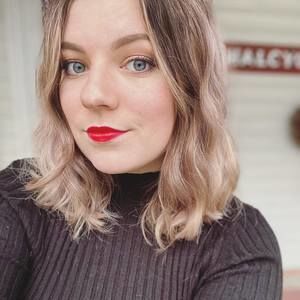 Meet your Posher, Mae